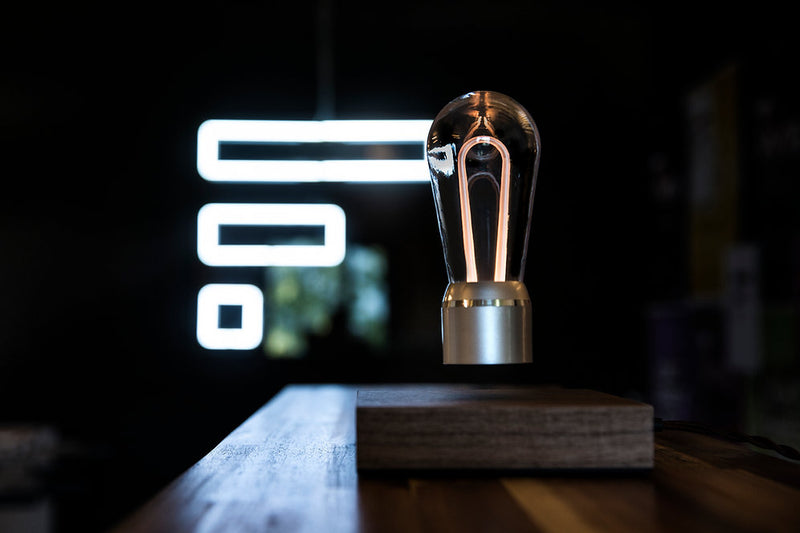 Nikola Flyte Light - Set the Light bulb free