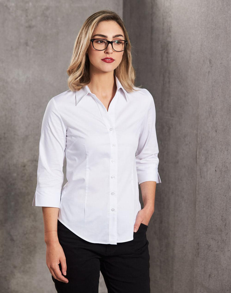 M8030Q Women's Fine Twill 3/4 Sleeve Shirt