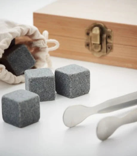 Reusable stone set