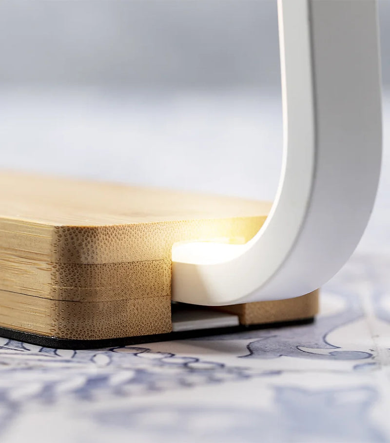 Labrum Charger Lamp