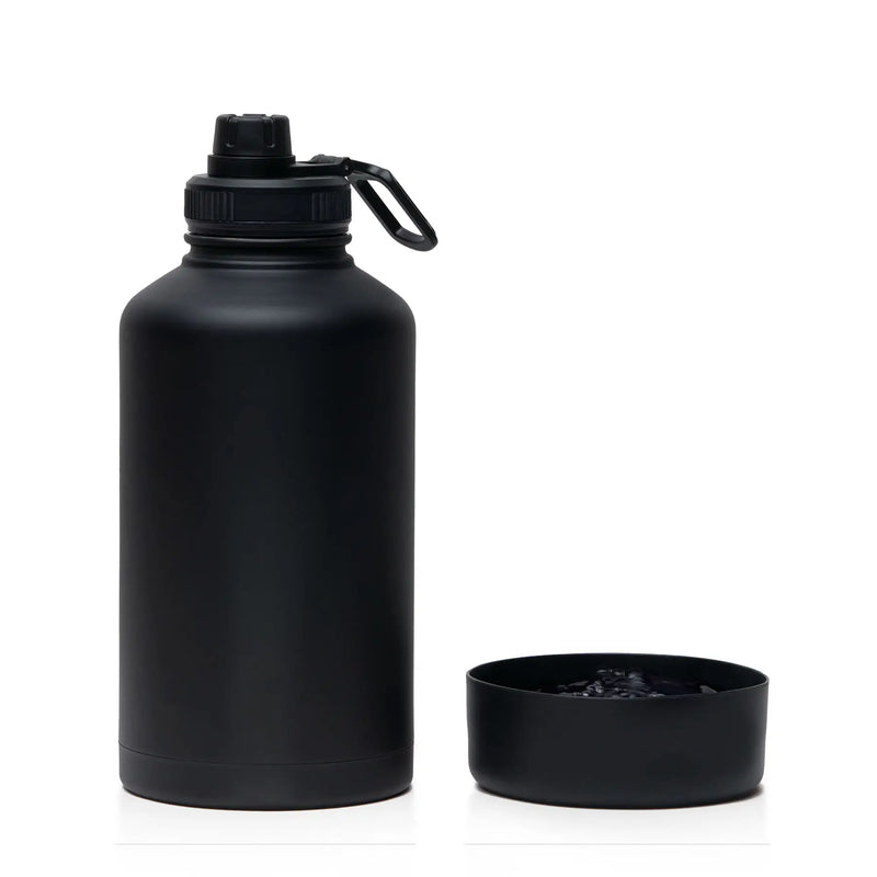 po' di fame black water bottle.